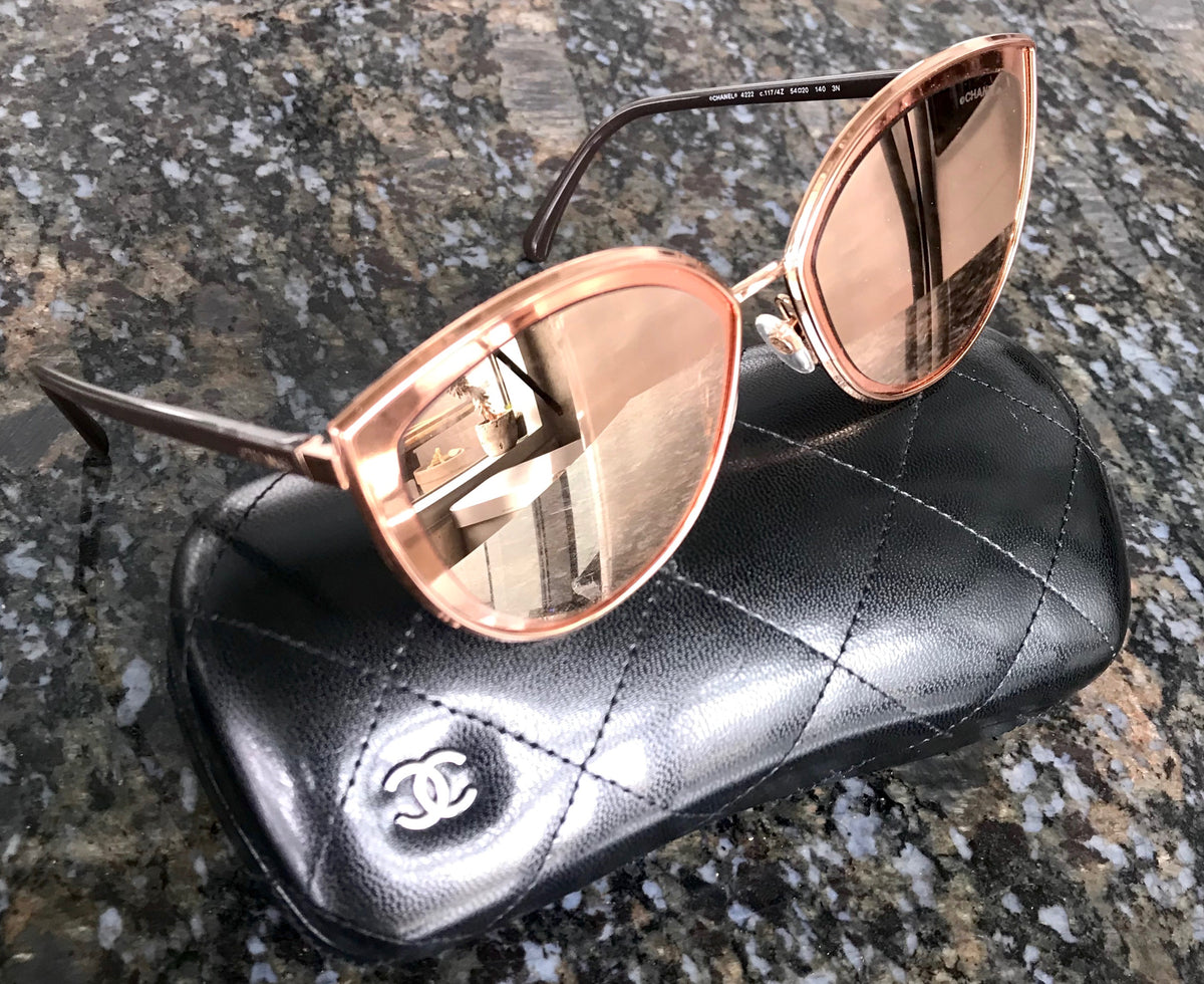 CHANEL Rose Gold 18k Metal Cat Eye 4222 Sunglasses Clutch
