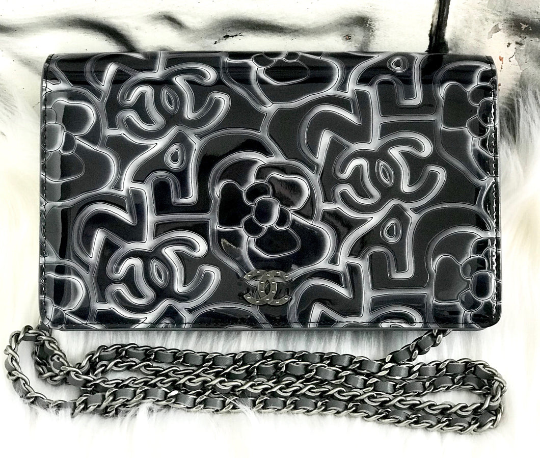 Chanel Graffiti Wallet on Chain