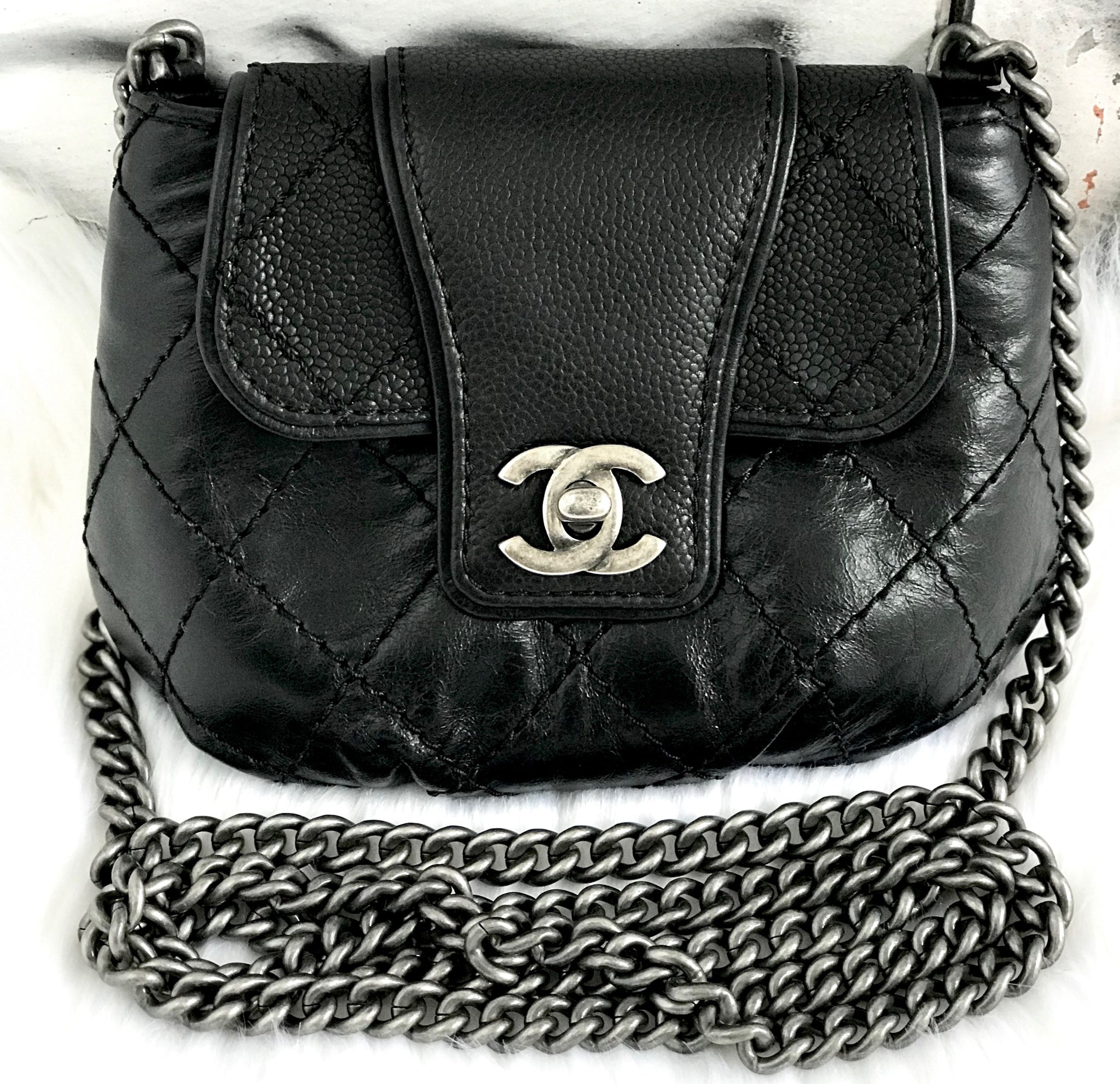 CHANEL Mini Calfskin Messenger Bag Black – Clutch & Covet, LLC